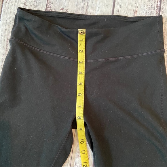 Fabletics Gray Prisha Jacquard Midi Top & Capri. - Picture 7 of 15